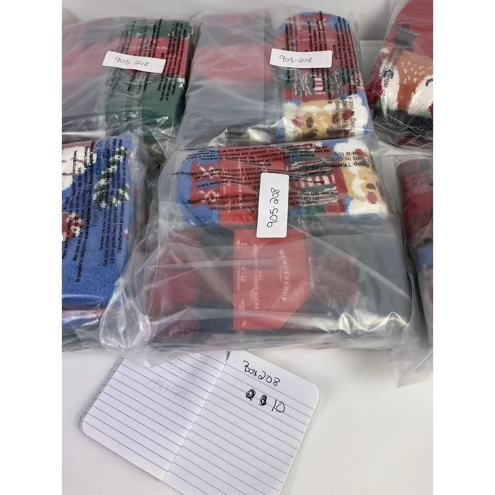 Bundle 4 Pair WonderShop Men's Super Soft Crew‎ Socks 6-12 Holiday Christmas